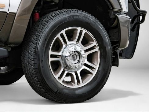 Used 2016 Ford F250 King Ranch w/ FX4 Off-Road Package image 56