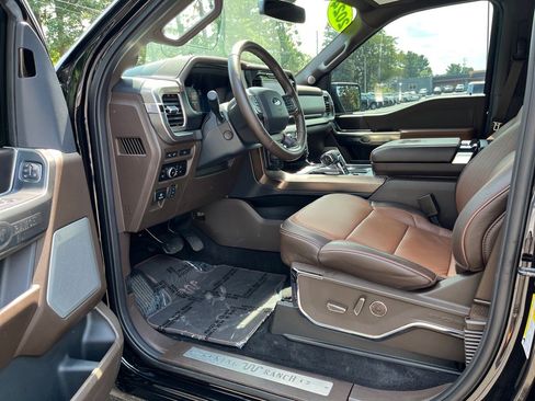 Used 2024 Ford F150 King Ranch w/ FX4 Off-Road Package image 9