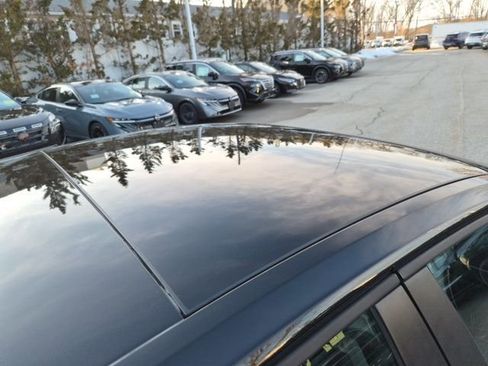 Used 2024 Volkswagen Jetta SE image 10