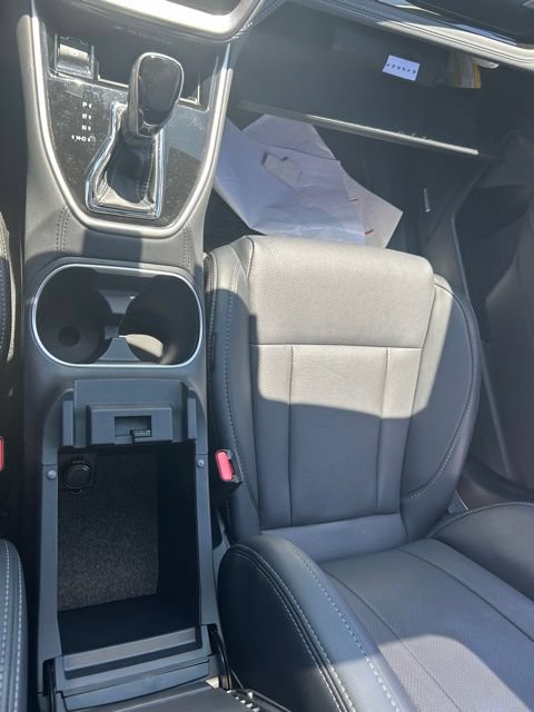 Used 2025 Subaru Outback Limited AWD/4WD image 18