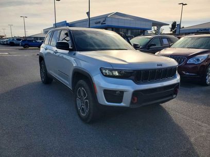 Used 2022 Jeep Grand Cherokee Trailhawk