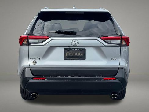 Used 2024 Toyota RAV4 XLE image 4