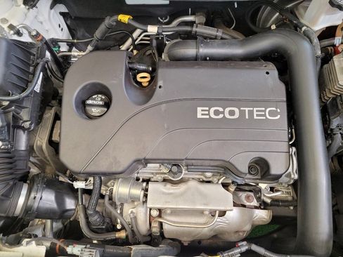 Used 2019 Chevrolet Equinox LT FWD image 30