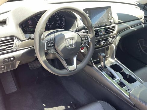 Used 2020 Honda Accord LX image 2