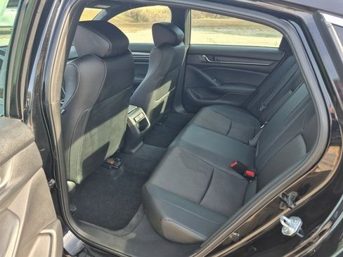Used 2022 Honda Accord Sport image 12
