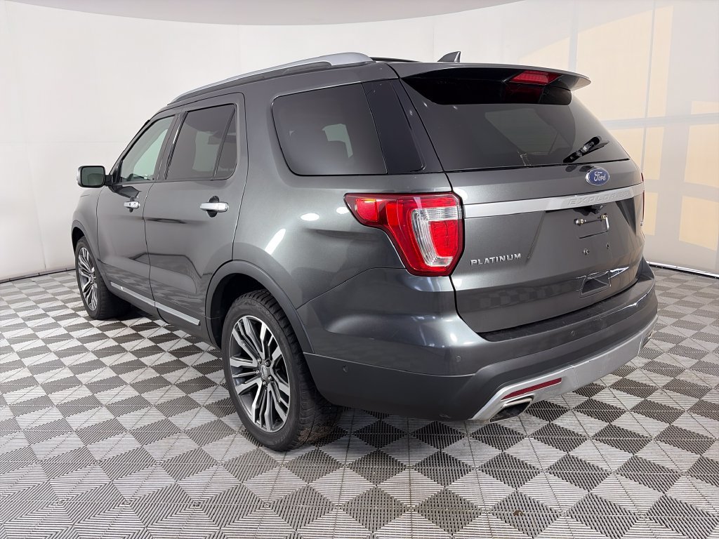Used 2017 Ford Explorer Platinum AWD/4WD image 5