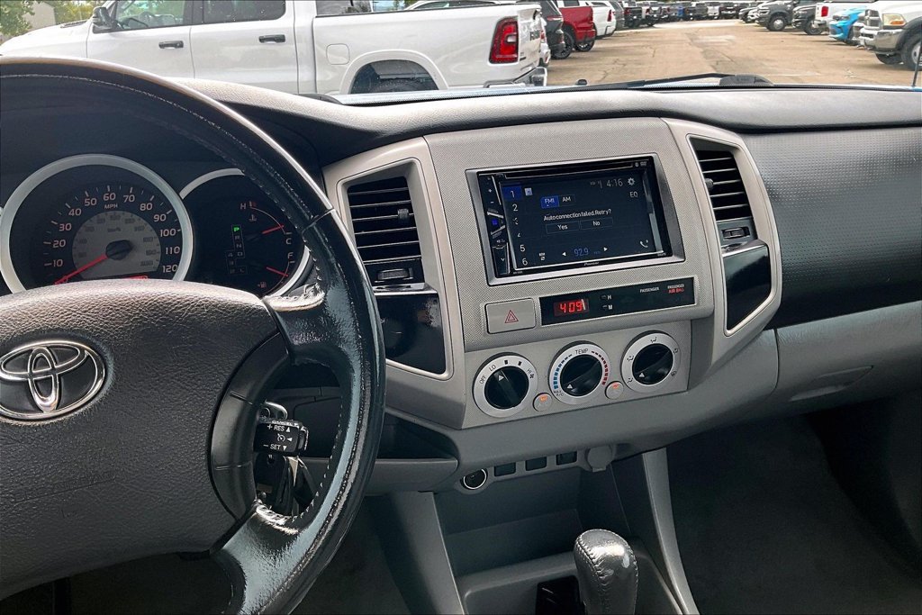 Used 2009 Toyota Tacoma PreRunner w/ TRD Off-Road Pkg RWD image 6