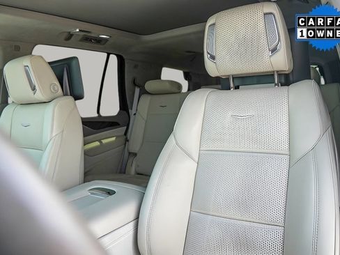 Certified 2024 Cadillac Escalade Sport Platinum w/ LPO, ONYX Package RWD image 17