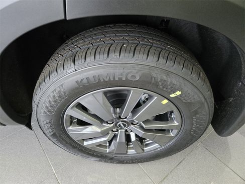 New 2026 Nissan Pathfinder SV image 6