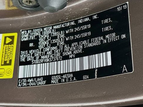 Used 2019 Toyota Highlander Limited AWD/4WD image 33