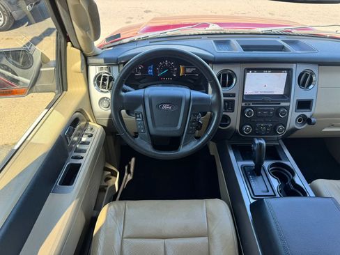 Used 2017 Ford Expedition EL XLT w/ Equipment Group 202A RWD image 26