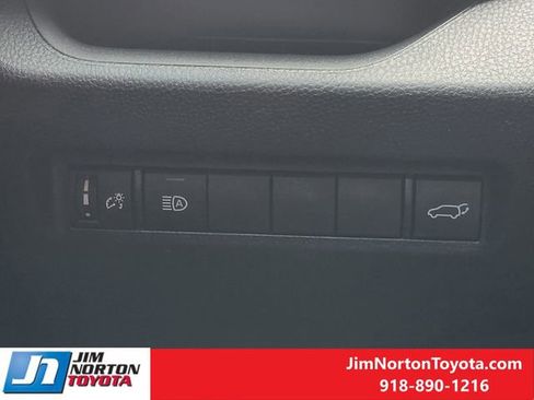 Used 2019 Toyota RAV4 XSE image 25