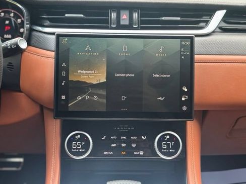 Used 2024 Jaguar F-PACE SVR AWD/4WD image 26