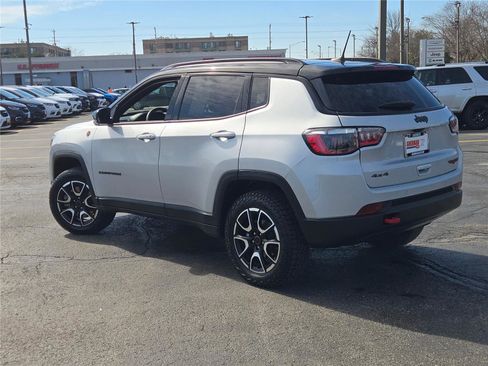 Certified 2025 Jeep Compass Trailhawk image 16