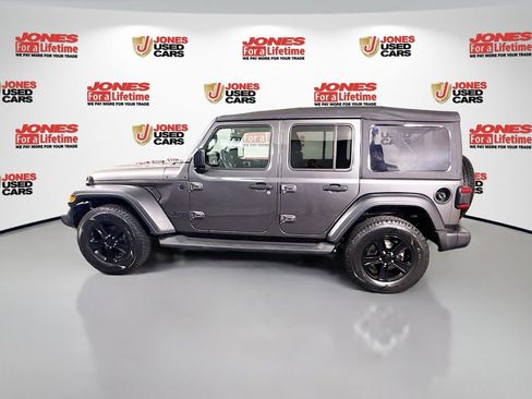 Used 2021 Jeep Wrangler Unlimited Sport image 14