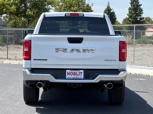 New 2026 RAM 1500 Big Horn AWD/4WD image 4