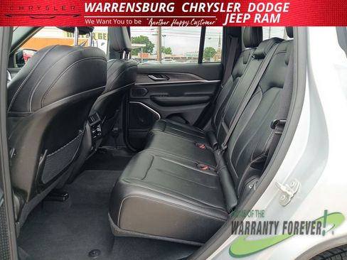 Used 2024 Jeep Grand Cherokee Limited 4xe AWD/4WD image 15