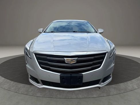 Used 2019 Cadillac XTS Luxury image 2