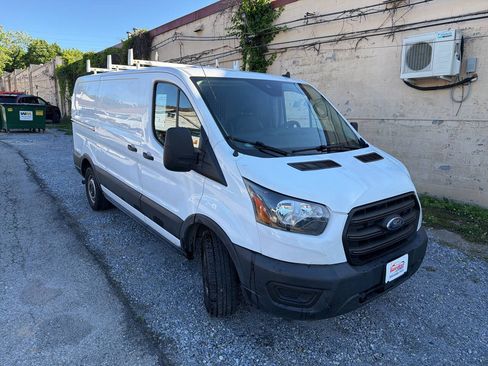 Used 2020 Ford Transit 150 Low Roof RWD image 19