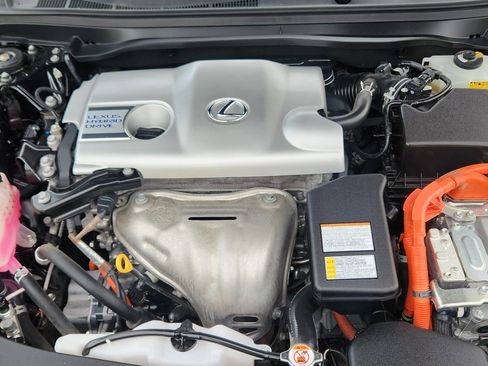 Used 2018 Lexus ES 300h image 20