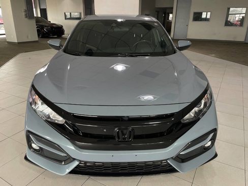 Used 2020 Honda Civic Sport image 2