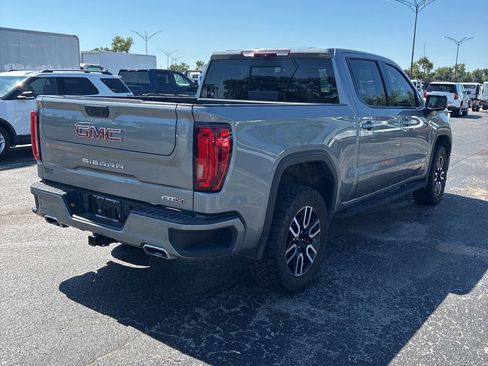 Used 2023 GMC Sierra 1500 AT4 w/ Technology Package AWD/4WD image 10