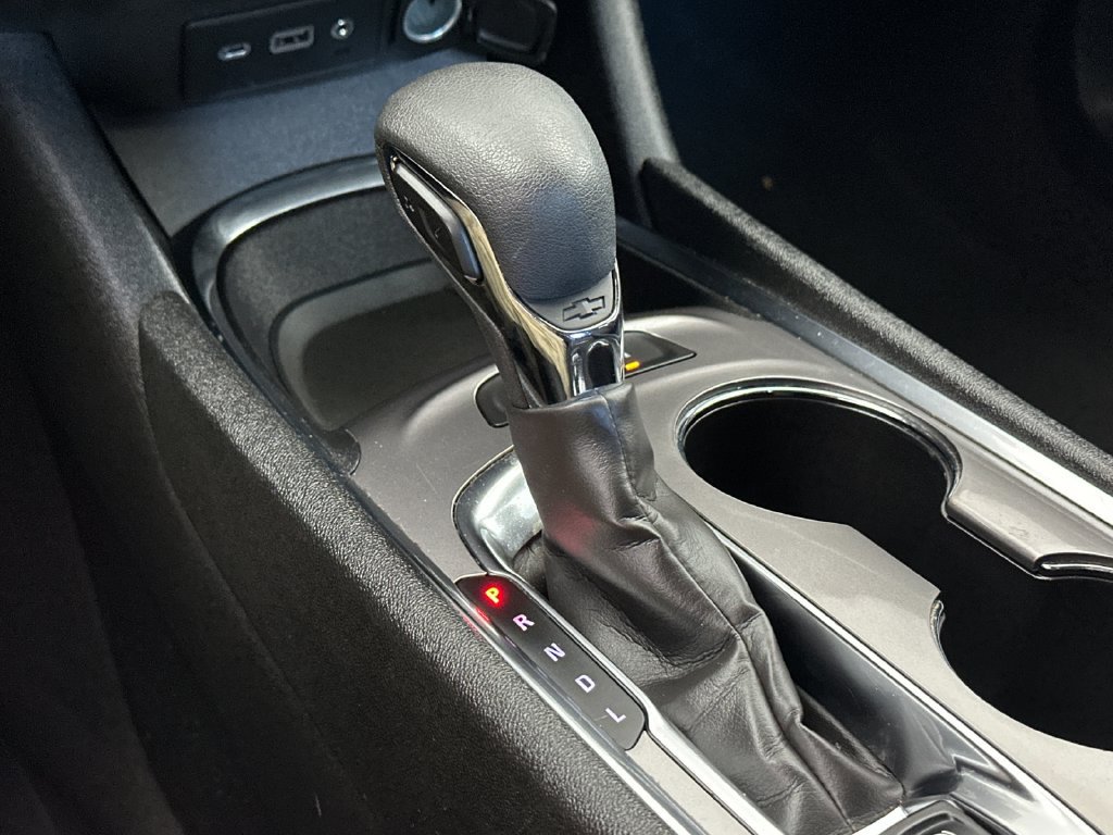 Used 2025 Chevrolet Malibu LT FWD image 19