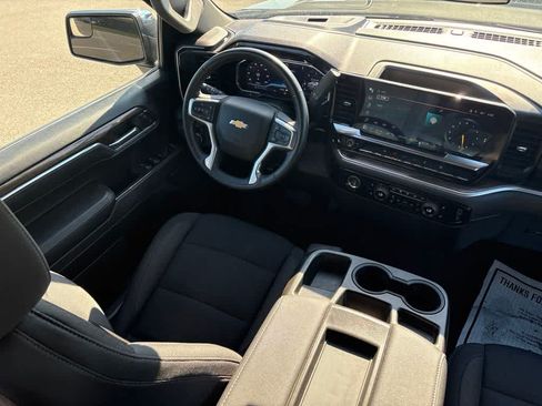 Used 2023 Chevrolet Silverado 1500 LT AWD/4WD image 14