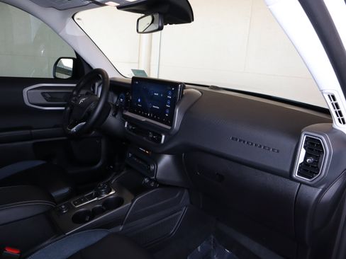 Used 2025 Ford Bronco Sport Outer Banks w/ Outer Banks Tech Package+ image 38