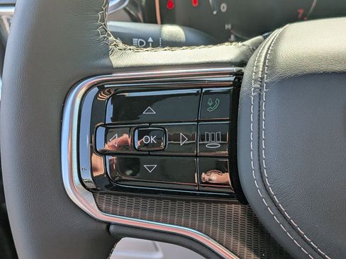 New 2026 Jeep Grand Wagoneer Summit AWD/4WD image 15