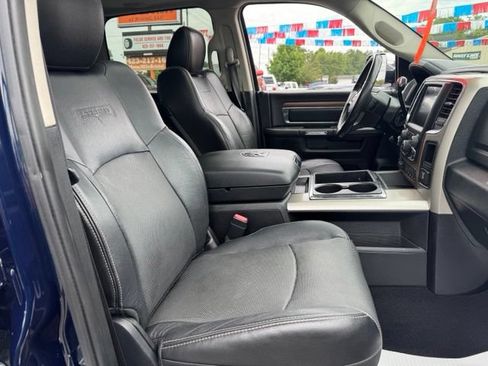 Used 2015 RAM 2500 Laramie w/ Convenience Group AWD/4WD image 14