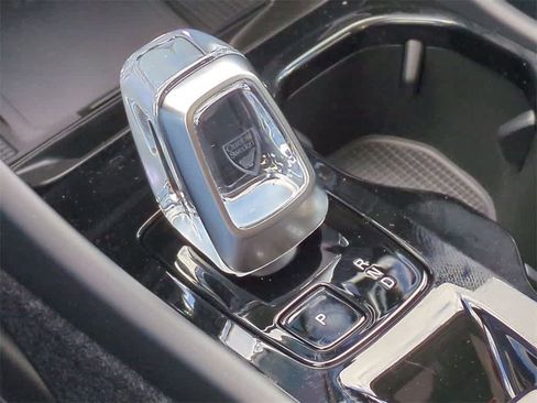 New 2026 Volvo XC40 B5 Plus w/ Protection Package Premier image 31