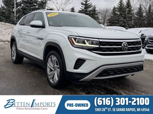 Used 2021 Volkswagen Atlas Cross Sport SEL image 1