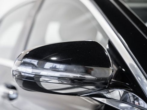 Used 2018 Mercedes-Benz E 300 4MATIC image 12