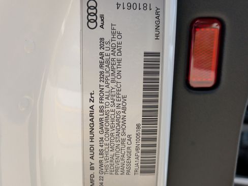 Used 2022 Audi TTS 2.0T Coupe AWD/4WD image 33