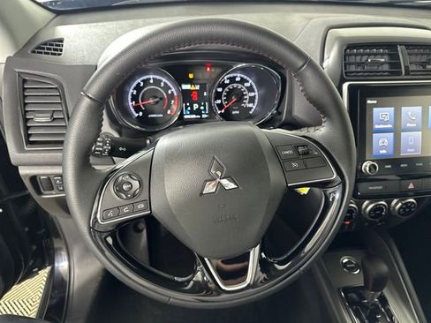 Used 2024 Mitsubishi Outlander Sport LE image 14