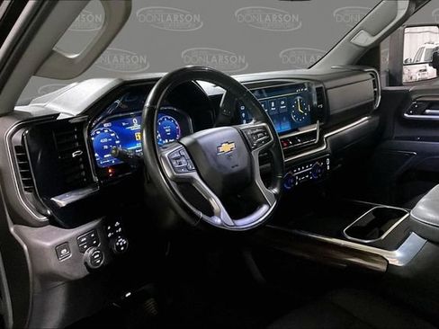 Used 2024 Chevrolet Silverado 2500 LT AWD/4WD image 18
