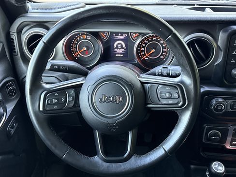 Used 2019 Jeep Wrangler Sport AWD/4WD image 18