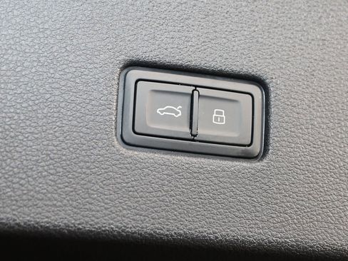 Used 2024 Audi SQ8 Premium Plus image 76