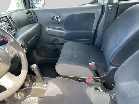 Used 2011 Nissan Cube 1.8 SL w/ Interior Illumination Pkg FWD image 18