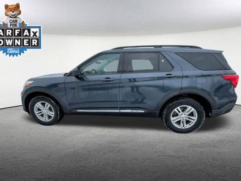 Used 2023 Ford Explorer XLT image 6
