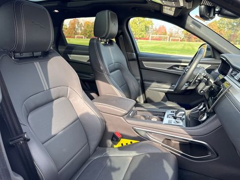 New 2026 Jaguar F-PACE R-Dynamic S image 16