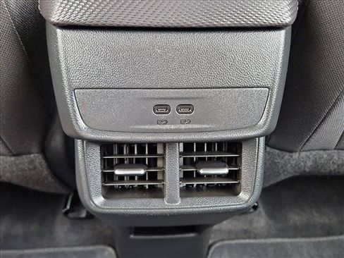 Certified 2025 Chevrolet Equinox LT FWD image 17