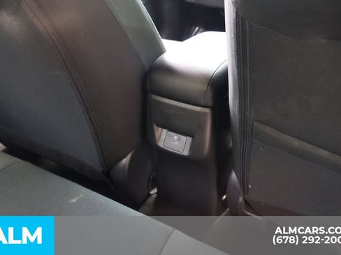 Used 2024 Nissan Versa SV FWD image 23