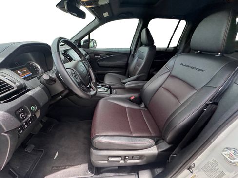 Used 2023 Honda Ridgeline Black Edition image 10