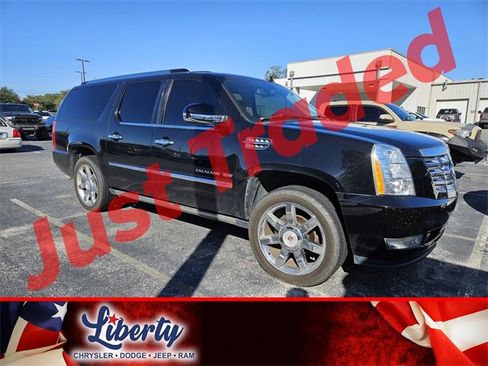 Used 2011 Cadillac Escalade ESV Premium image 1