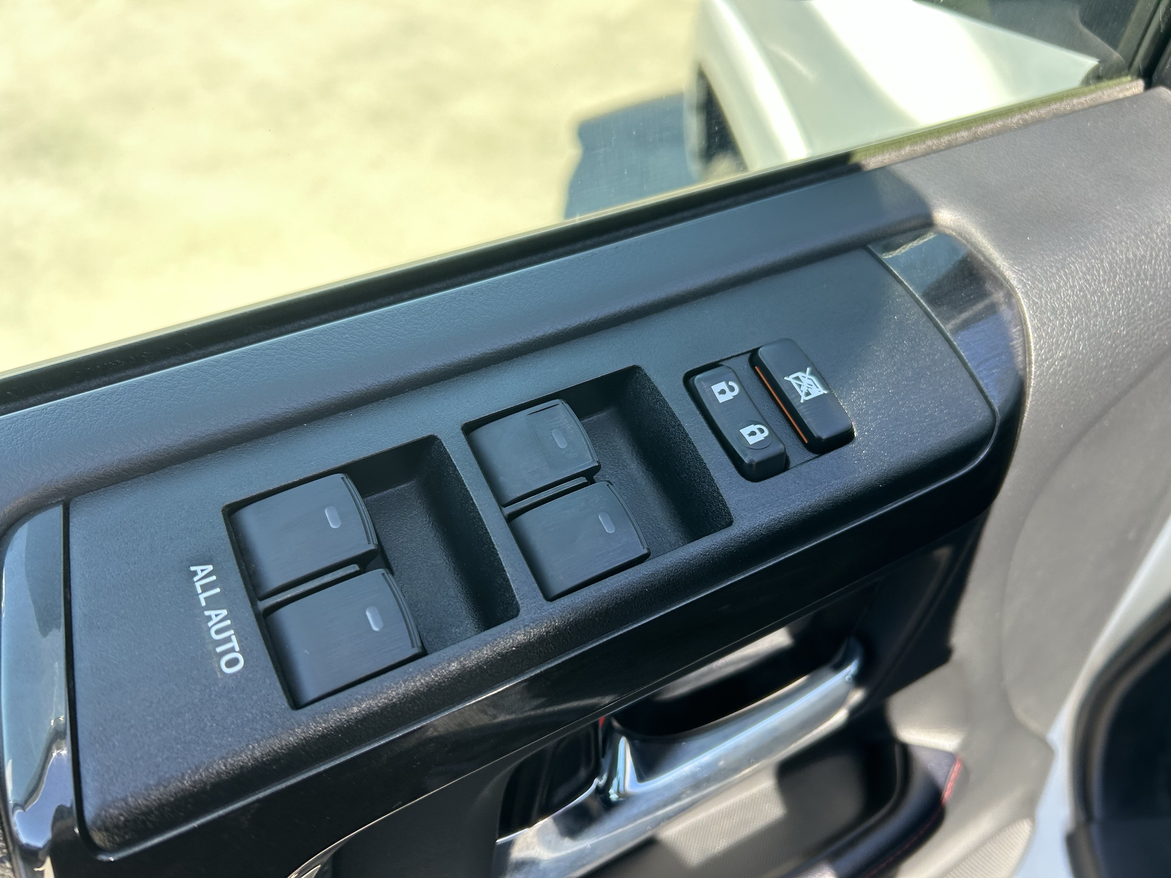 Certified 2023 Toyota 4Runner TRD Off-Road Premium w/ Off Road Premium Plus Package AWD/4WD image 18