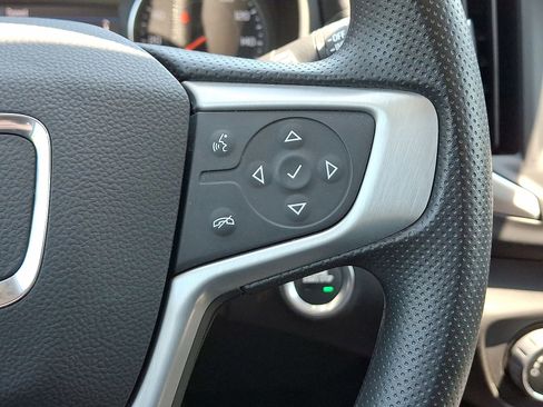 Certified 2023 GMC Terrain SLE FWD image 18