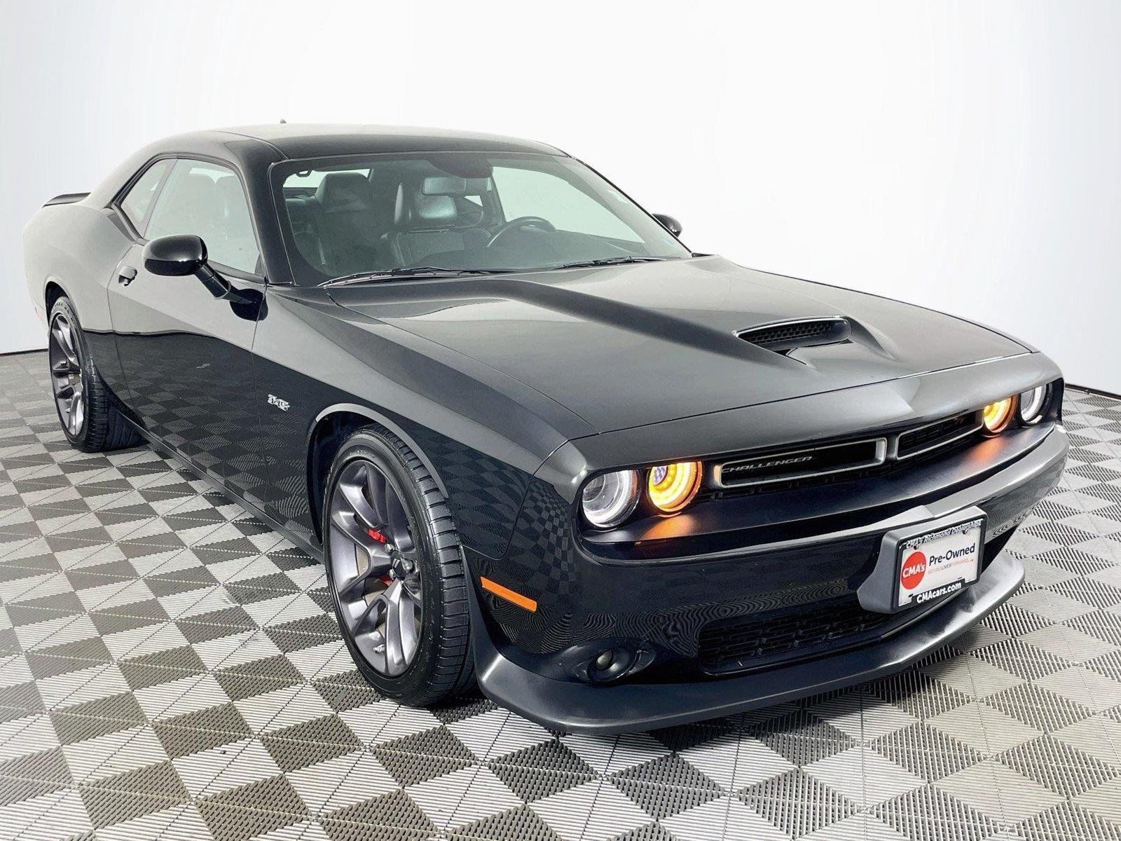 Used 2023 Dodge Challenger R/T w/ Plus Package RWD image 1