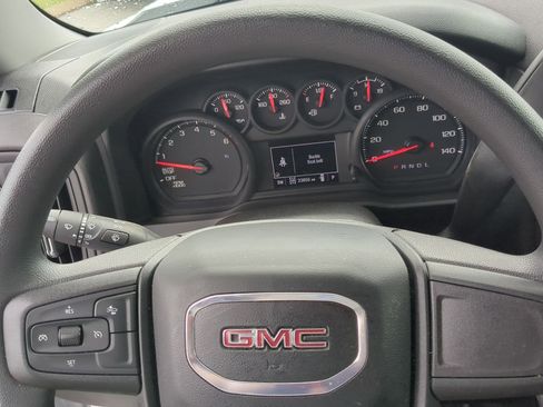 Used 2024 GMC Sierra 1500 Pro w/ Pro Value Package AWD/4WD image 14